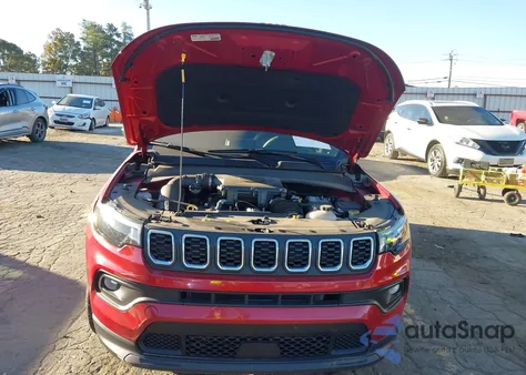 2025 Jeep Compass Latitude 4X4 from USA, damaged, VIN 3C4NJDBN6ST588396
